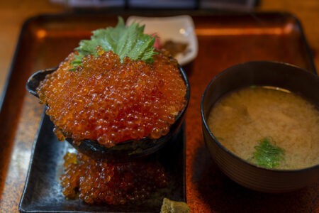 居酒屋とくしげのこぼれいくら丼2