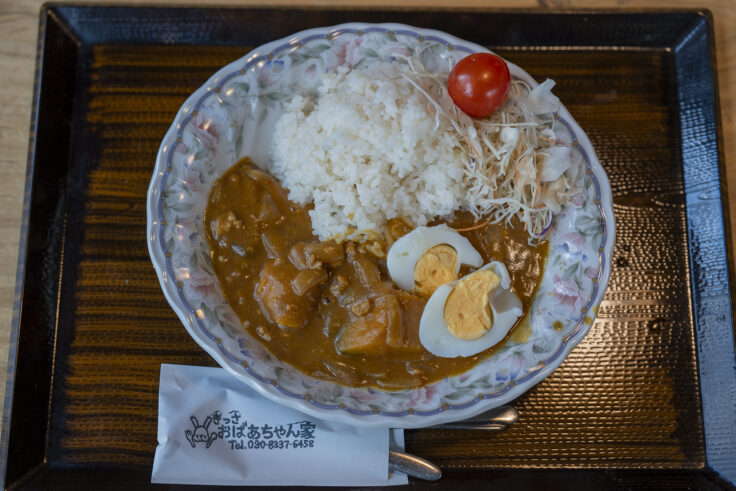 きっさおばあちゃん家の朝カレー