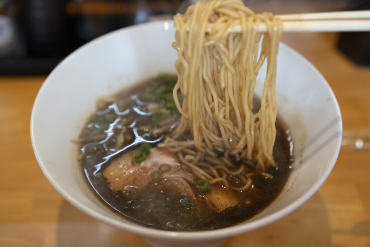 画像 ラーメン居酒屋梵天丸魚介醤油ラーメンリフトアップ