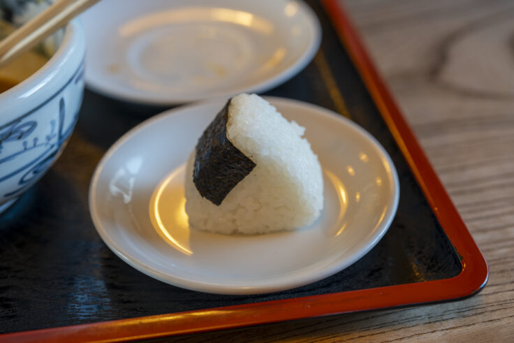 ふるかわうどんのおにぎり