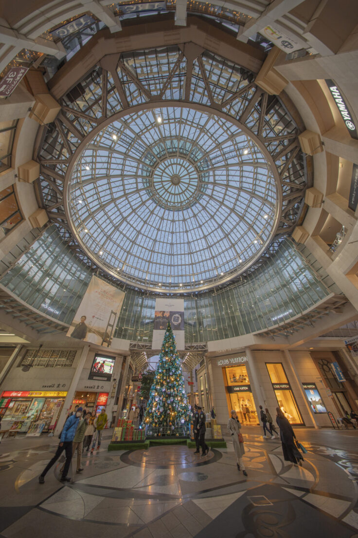 画像 高松丸亀町壱番街前ドーム広場2