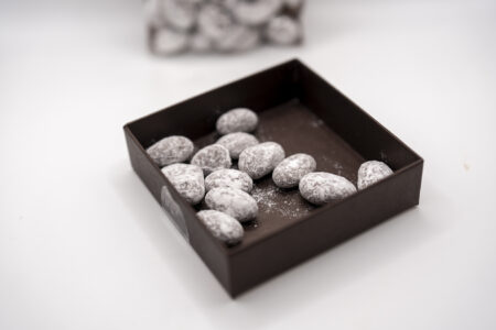 LE CHOCOLAT DE H(ル・ショコラ・ドゥ・アッシュ)の生カカオショコラオレ4