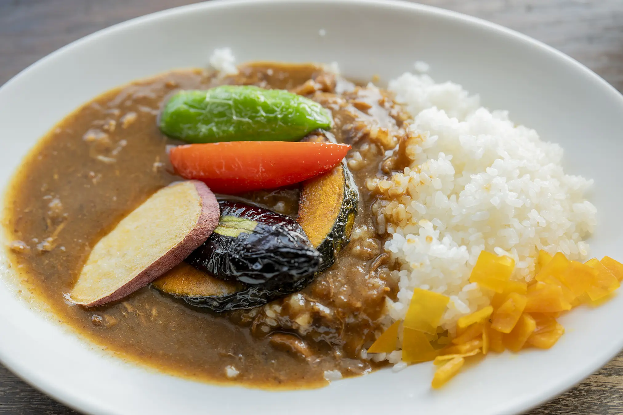 高松市香川町「とんとん」のカレー | 旅カメラ