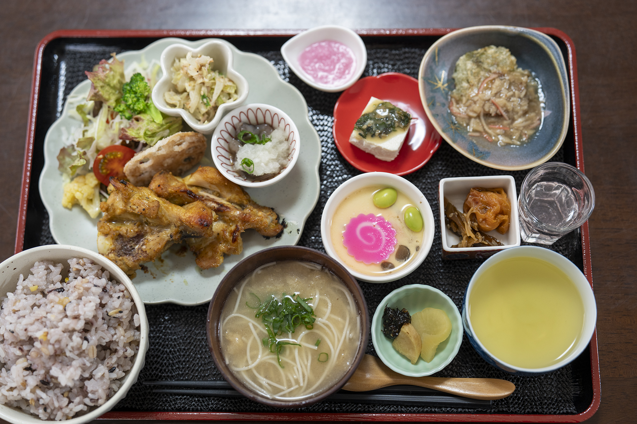 高松市庵治町ばぁばの料理「日向家」の麹ランチ