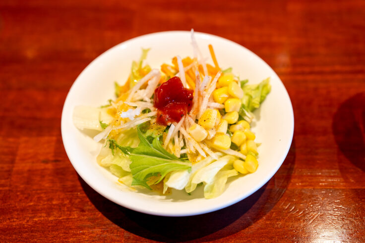 画像 パスタ専門店AKATOMBOのサラダ