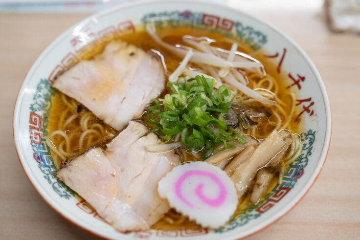 画像 味の老舗 八千代の中華そば