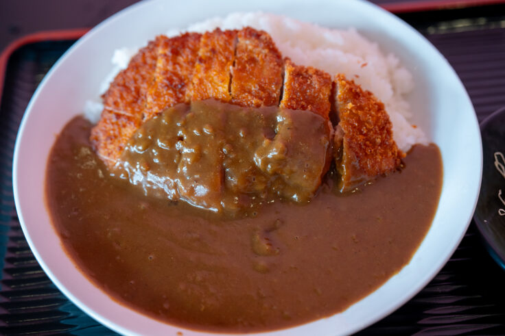 画像 正岡の焼肉レスト 本店の厚切りトンカツカレー2