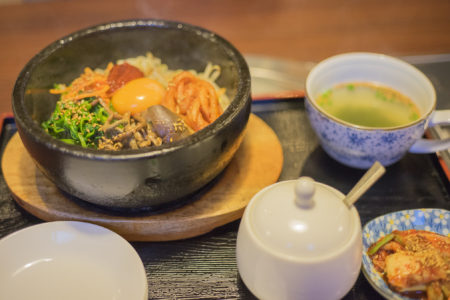 韓国家庭料理サランの石焼ビビンバ