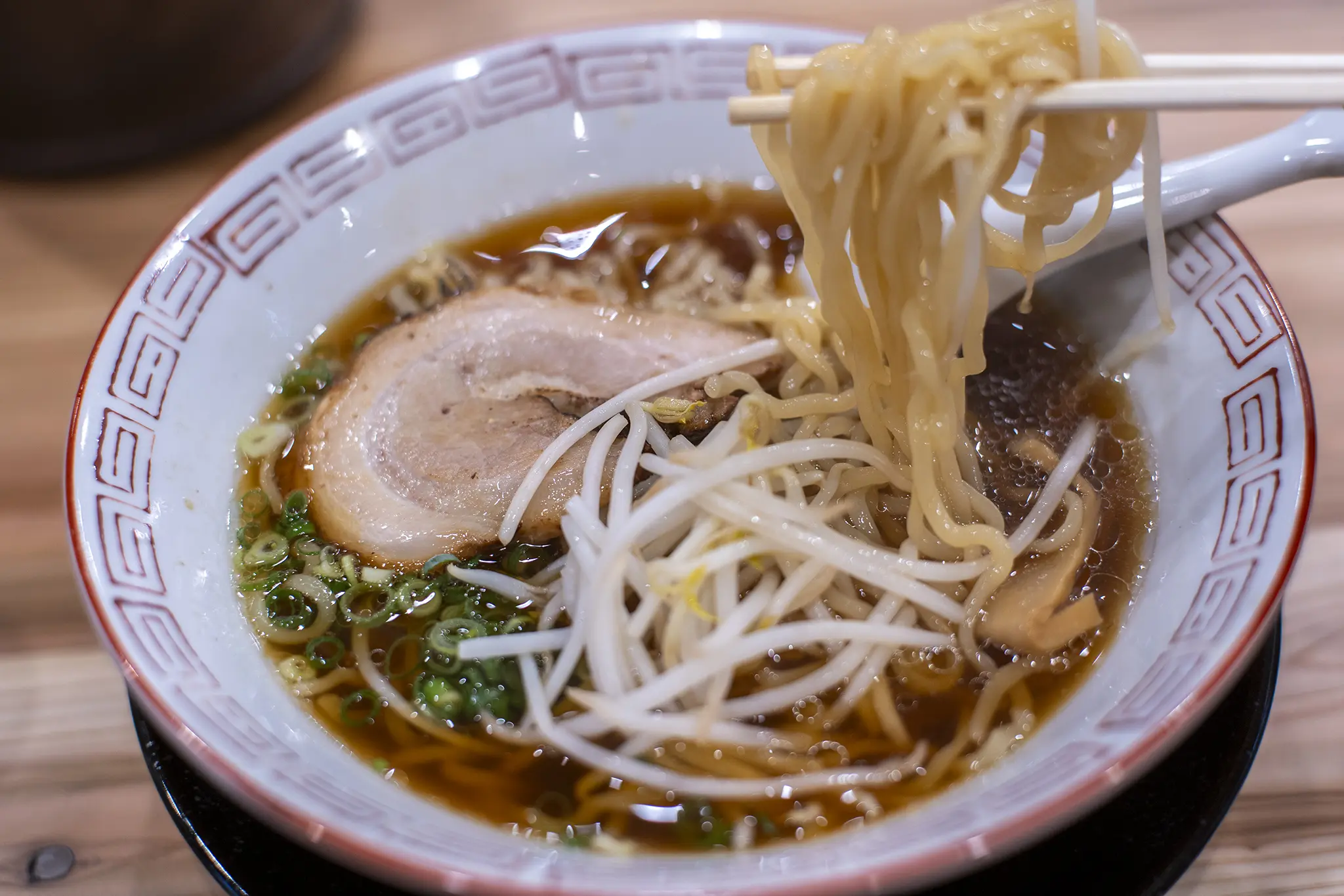 高松市木太町「琥珀（こはく）」の中華そば（紺屋町から移転） | 旅カメラ