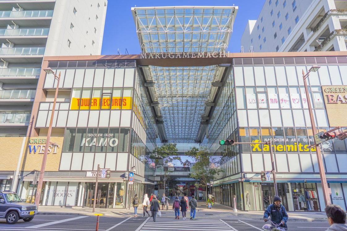 高松市の商店街アーケードは日本一長いって知ってる 旅カメラ