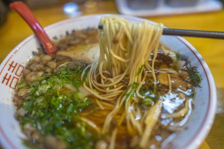 尾道ラーメンAKARIのラーメンリフトアップ