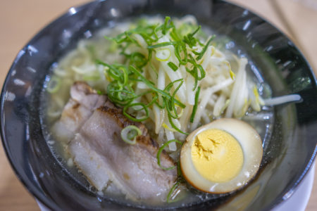 麺屋津二郎の塩ラーメン