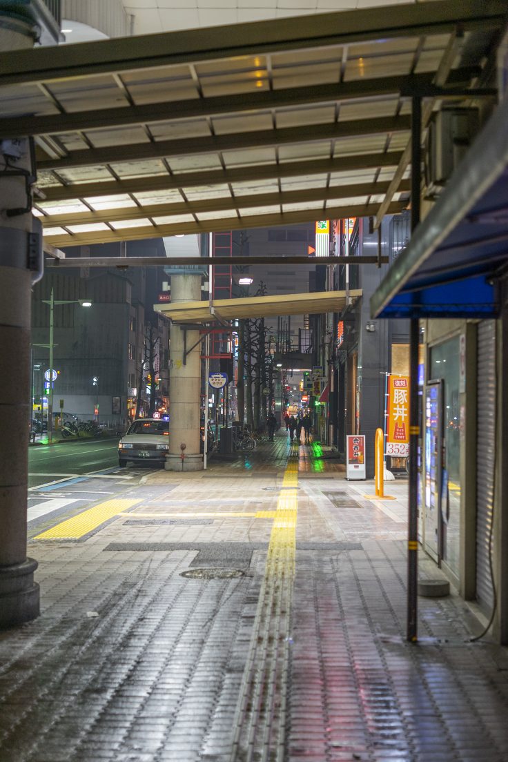 菊池寛通り南新町の横断歩道