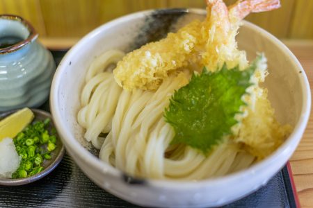 手打ちうどん大蔵のえび天ぶっかけ