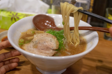 一完歩の旨辛ラーメン