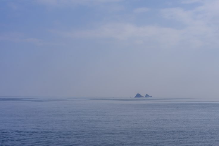 無毛島（右）と通念島（左）