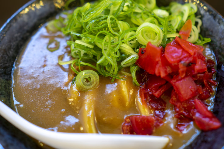 こだわり麺や高松郷東店のカレーうどん