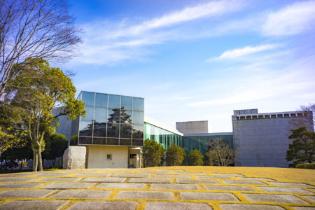 兵庫県立歴史博物館に映った姫路城