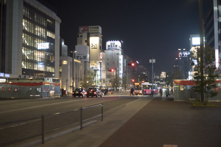 姫路駅前からの夜景姫路城