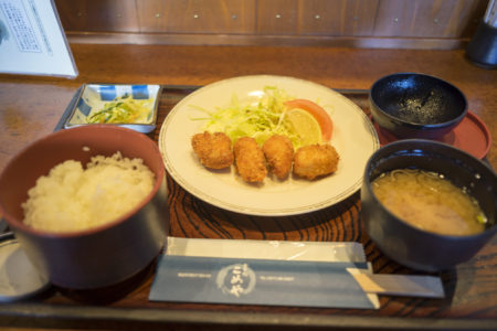 こめやのチキンカツセット