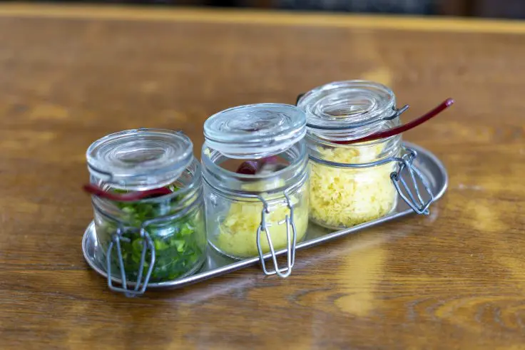 丸亀市綾歌町 麦香うどん 旅カメラ