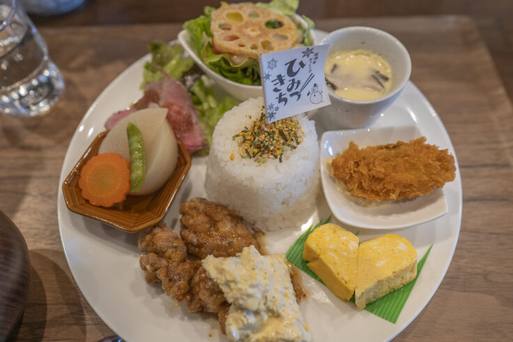 居酒屋ダイニングひみつきちおとな様ランチ2