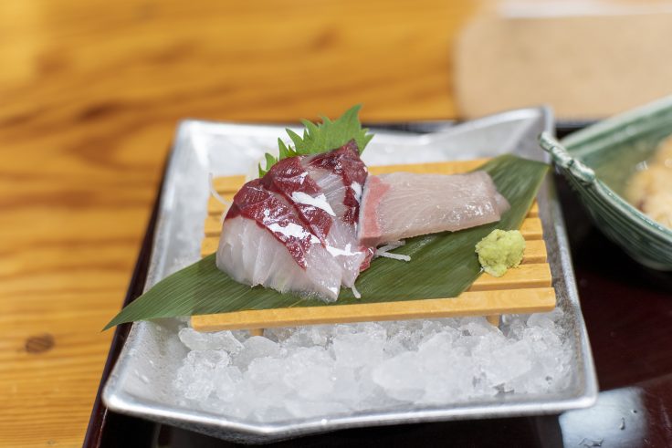 丸亀市活魚料理一徳の日替わりサービス定食刺身