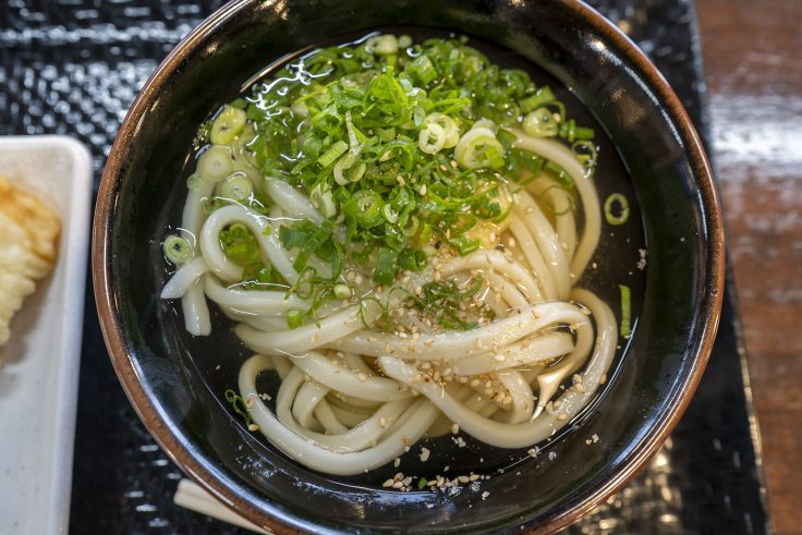 讃岐麺食堂 縁や 十川店のかけうどん