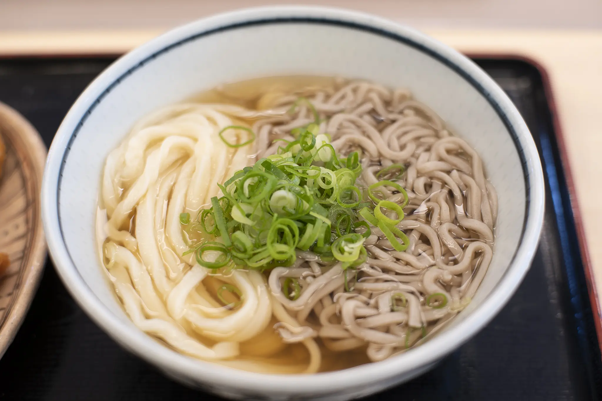 随筆　うどんそば 高松市円座町「宮武うどん」そばMIX | 旅カメラ