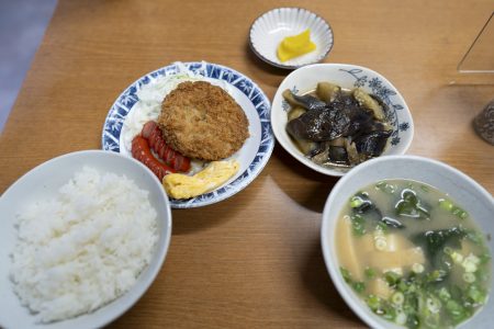 よしのや食堂の朝ごはん