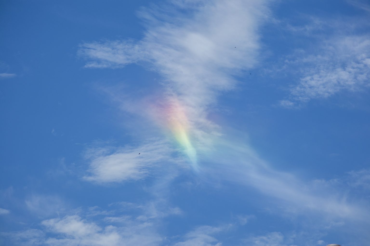 虹色の雲「彩雲（さいうん）」が見えた。 | 旅カメラ