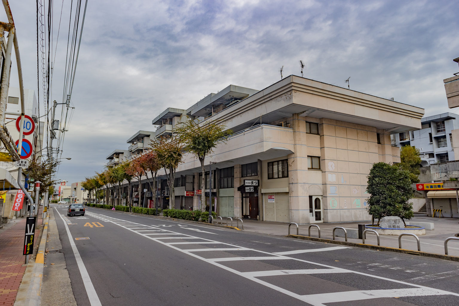 坂出市人工土地は Docomomo Japan選定 日本におけるモダン ムーブメントの建築 旅カメラ